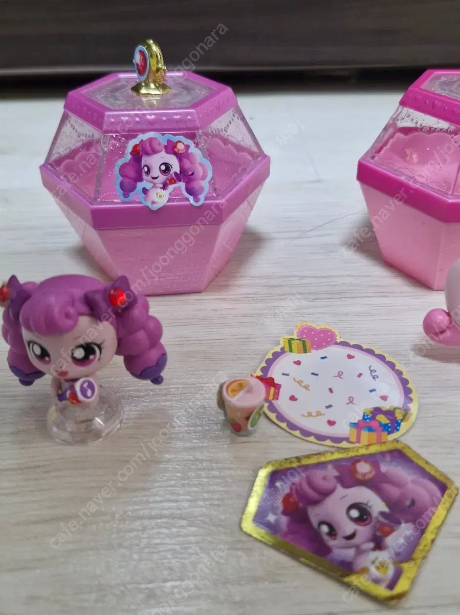 thumbnail-5